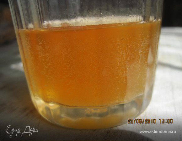 Домашний квас из черного хлеба