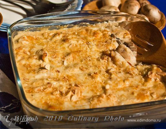 Курица в винно-грибном соусе