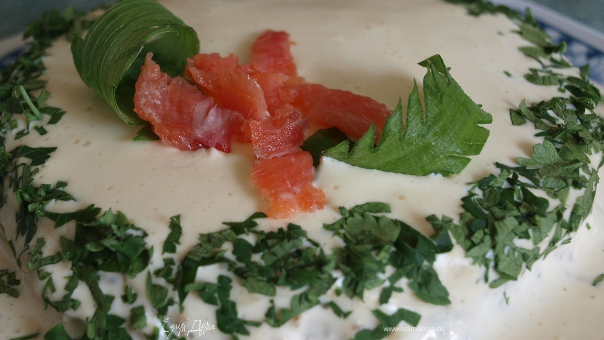 Закусочный торт с грибным кремом