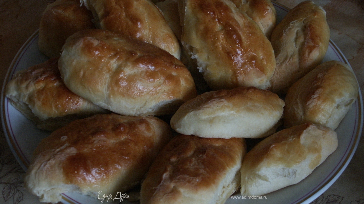 Пирожки с капустой и яйцом