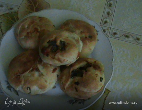 Пирожки с сыром и зеленым луком Пирожки с сыром и зеленым луком