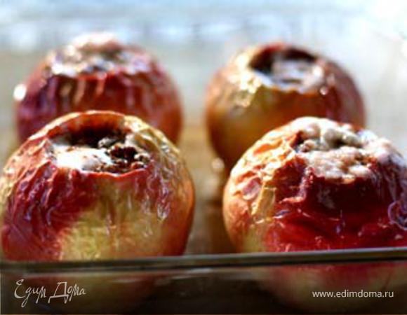 Яблоки, запеченные с корицей 