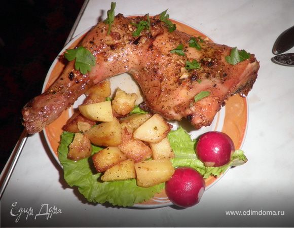 Запеченые куриные окорочка с картофелем