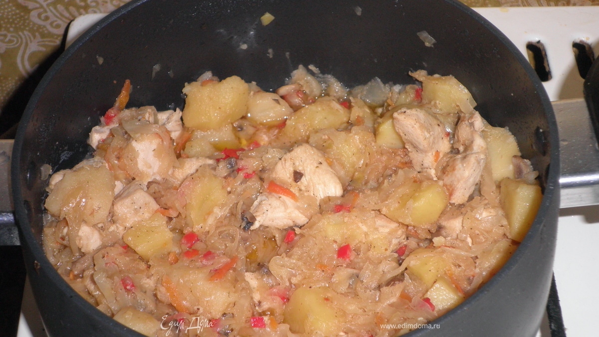 Солянка картофельная с квашеной капустой