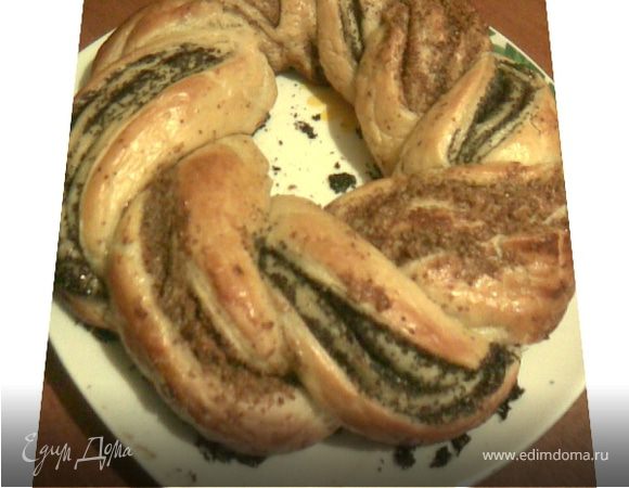 Орехово-маковый венок Орехово-маковый венок