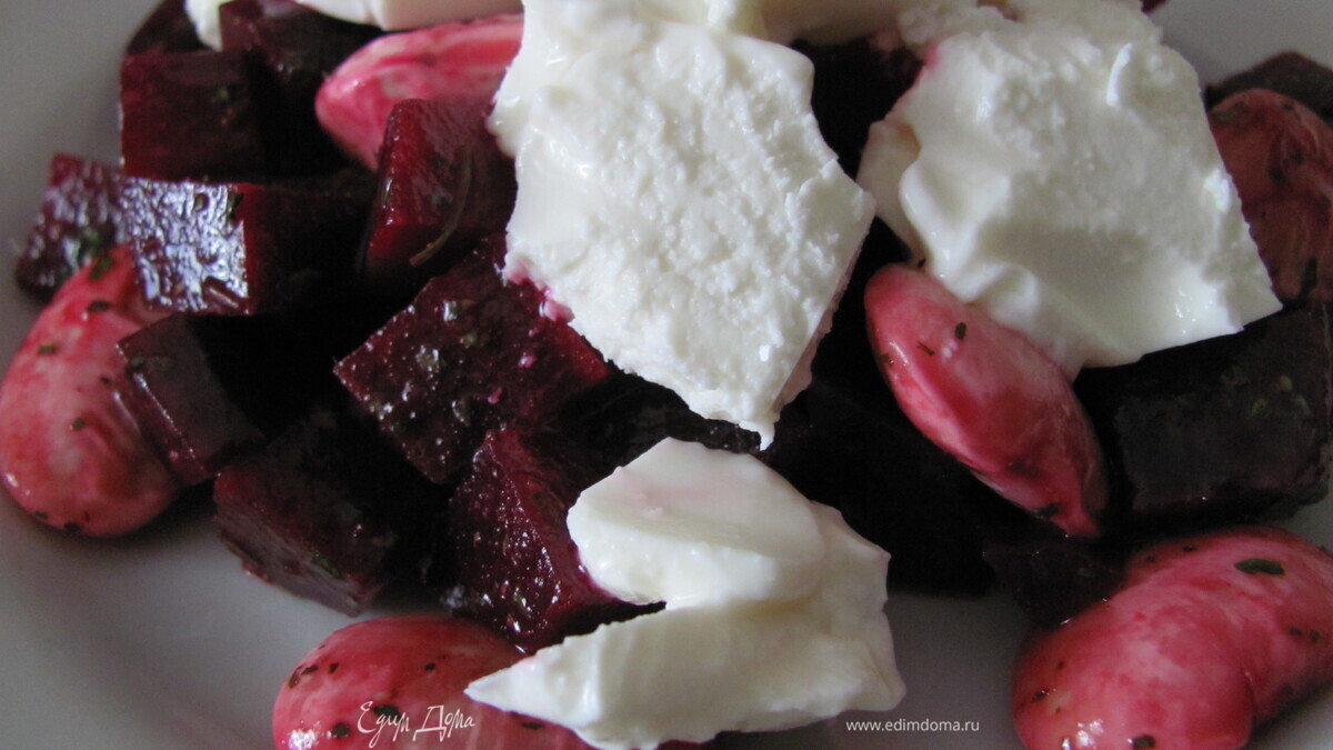 Салат "Свекла,фасоль и фета"