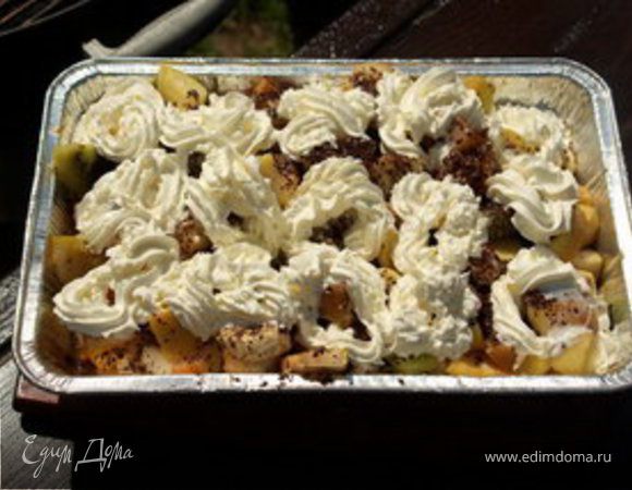 Фруктовый торт со сливками