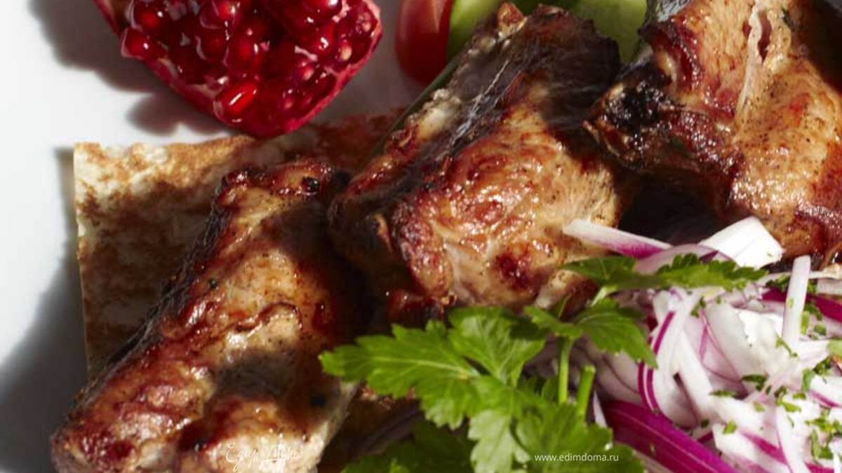 Свиные ребрышки на решетке