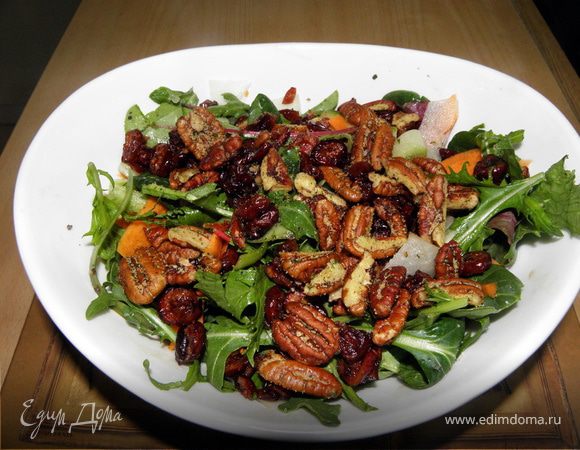 Салат "Чесночные орешки" Салат "Чесночные орешки"