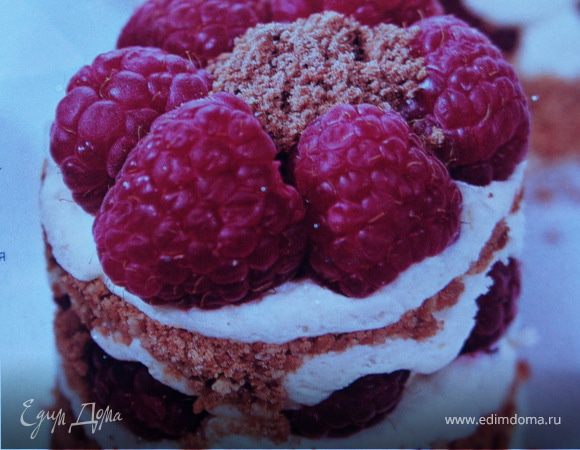 Пирожные с малиной Пирожные с малиной