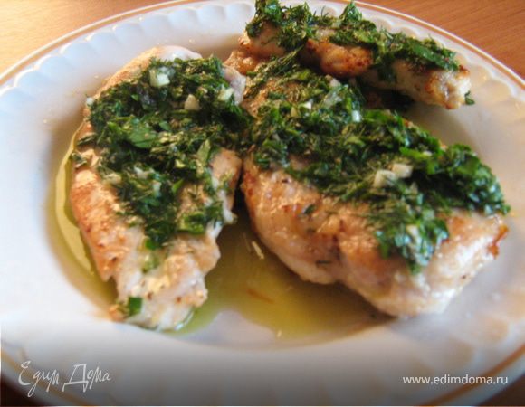 Куриные грудки под сливочным соусом из трав
