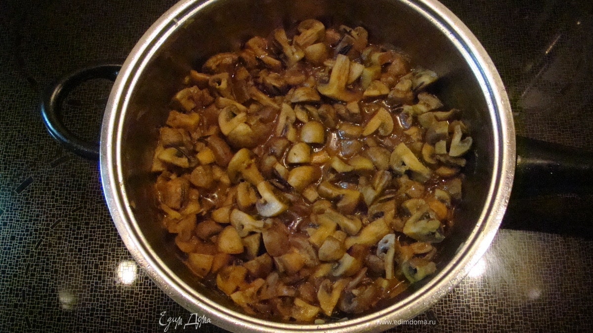 Грибное рагу с полентой