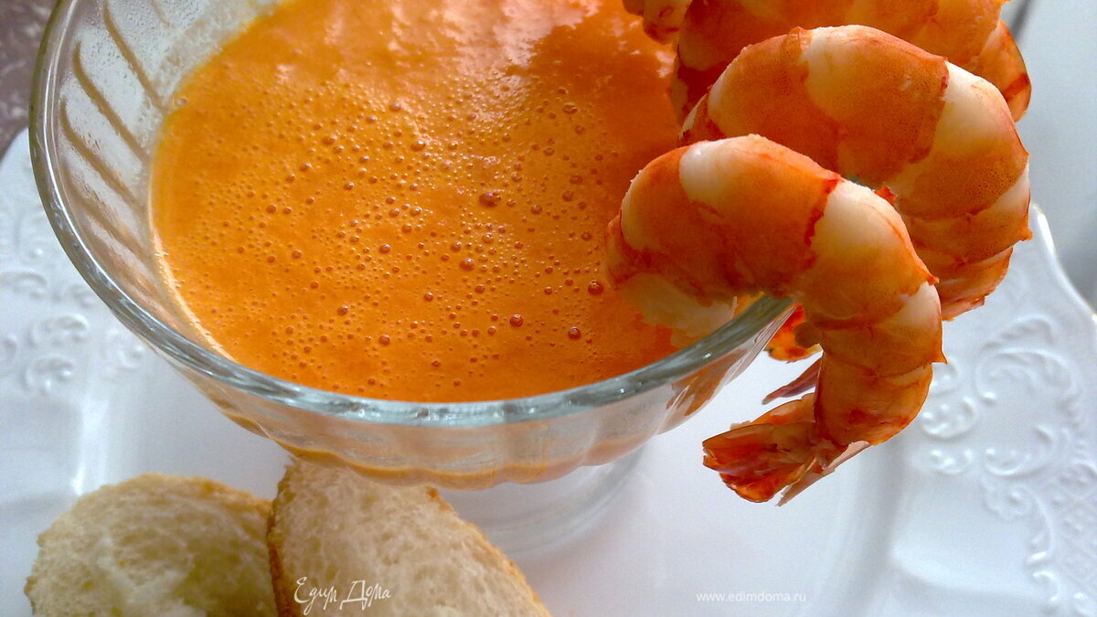 Креветки с соусом из перцев