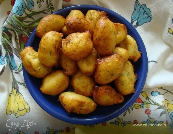 Кукурузные клецки во фритюре