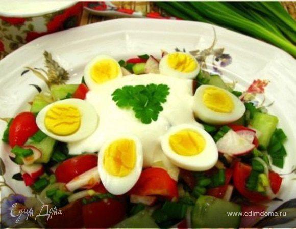 Салат с черемшой и овощами Салат с черемшой и овощами