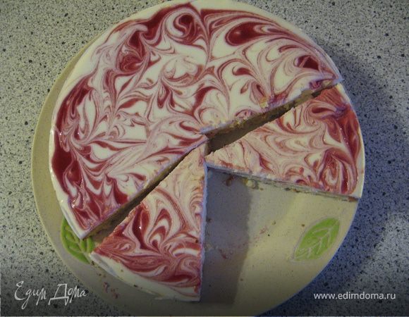 Чизкейк с клубникой