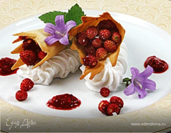 "Тюльпаны" с земляникой