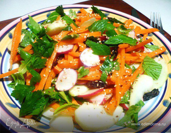 Хрустящий салат с тахини Хрустящий салат с тахини