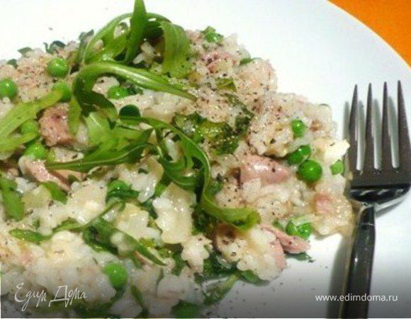Ризотто с тунцом и руколой