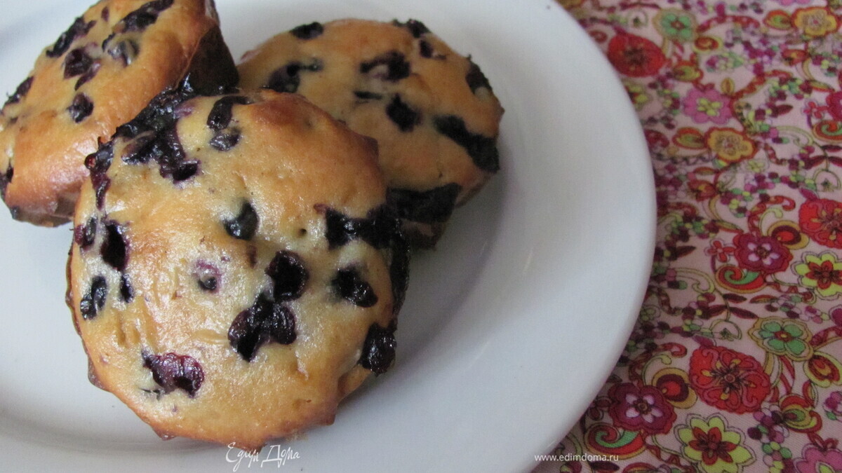 Чернично-миндальные кексы