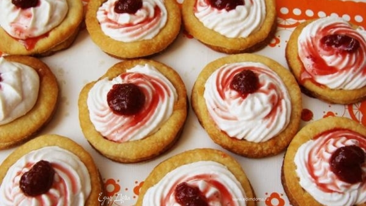 Пирожные с творожным кремом