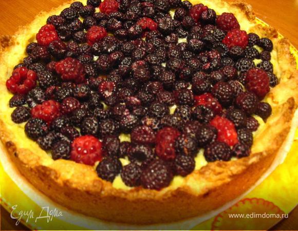 Сахарная корочка с малиной