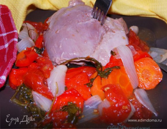 Индейка, тушеная в горшочке 