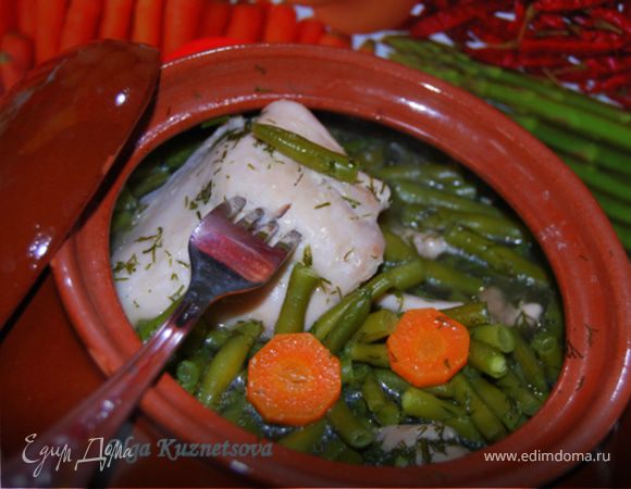 Кролик, тушеный со стручковой фасолью 