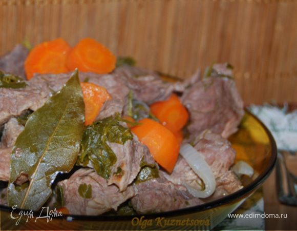 Говядина, тушеная в горшочке 