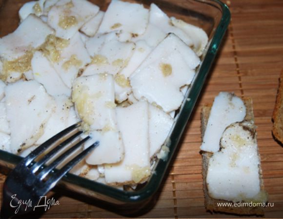 Сало в чесночном соусе 