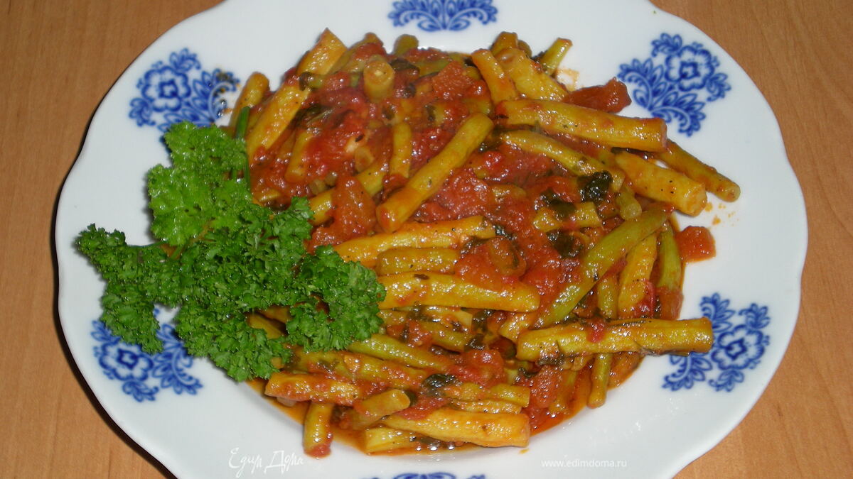 Теплый салат из спаржевой фасоли