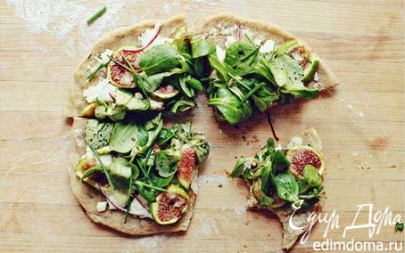 Рецепт Пицца с шпинатом, инжиром и сыром горгонзола