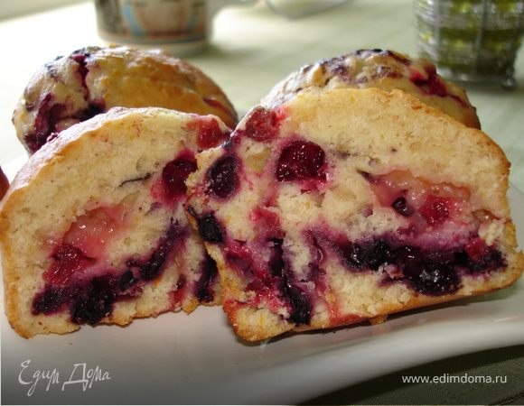 Ягодно-апельсиновые кексы с овсяными хлопьями Ягодно-апельсиновые кексы с овсяными хлопьями