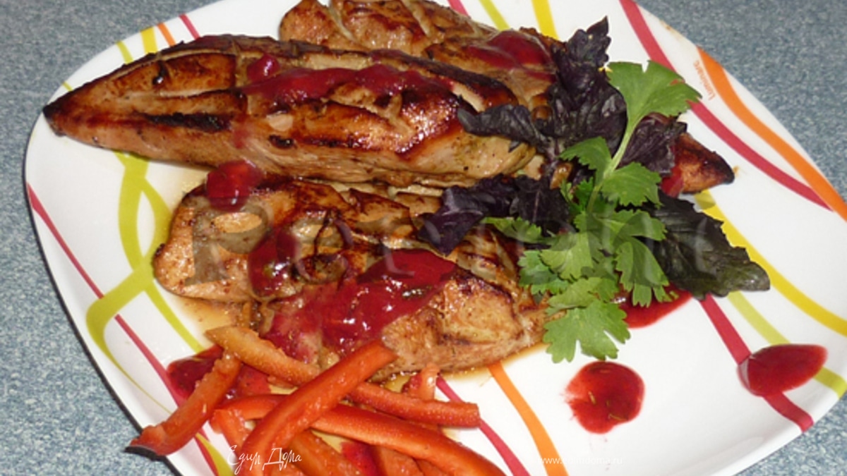 Пряная курица под кизиловым соусом 
