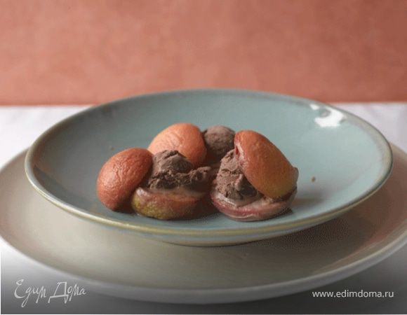 Сандвич из персиков с мороженым Сандвич из персиков с мороженым