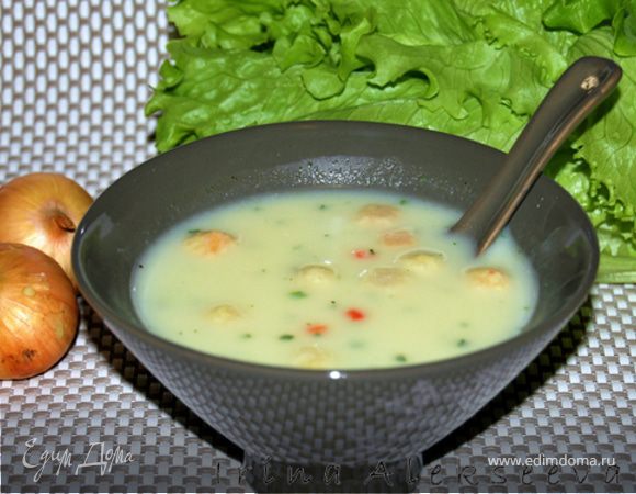 Крем-суп сырный с гренками Крем-суп сырный с гренками