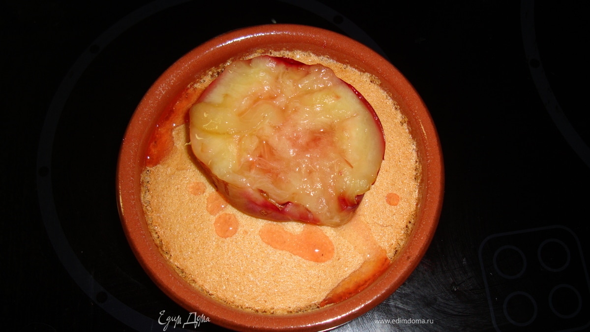 Безе с нектаринами или клубникой