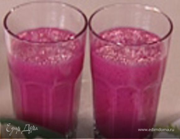Молочный коктейль со свеклой