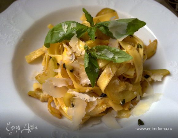 Тальятелле с кабачками и лимоном