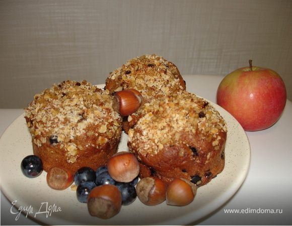 Маффины с черникой и орехами Маффины с черникой и орехами