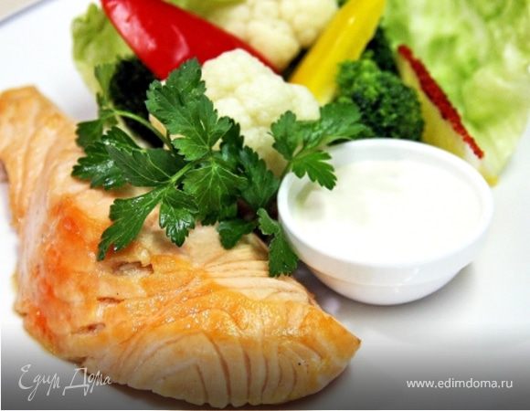 Форель в фольге под зеленой шубой Форель в фольге под зеленой шубой