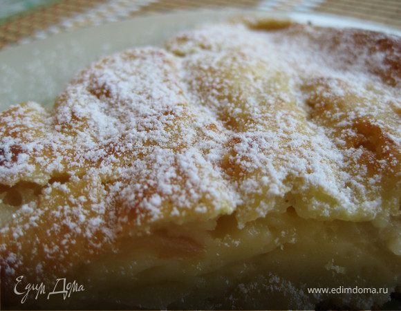 Пирог "Шарлотка на сметане" Пирог "Шарлотка на сметане"