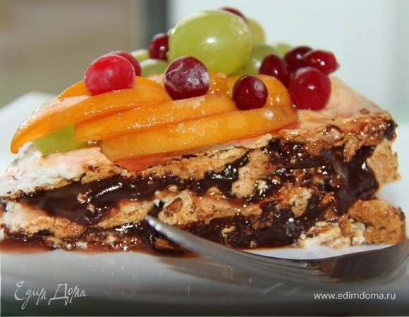 Нежный безе-торт с пивным кремом и фруктами!