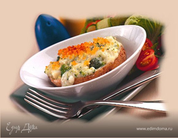 Запечённый картофель, фаршированный брокколи