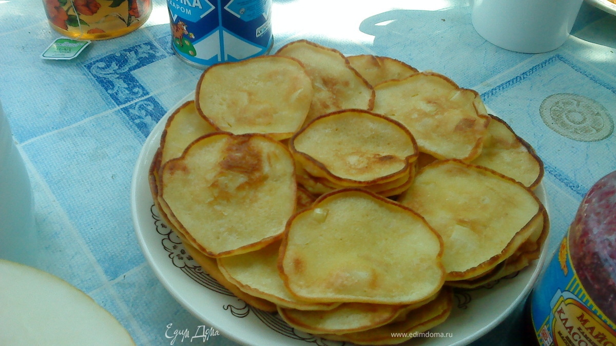 Оладушки с яблоками