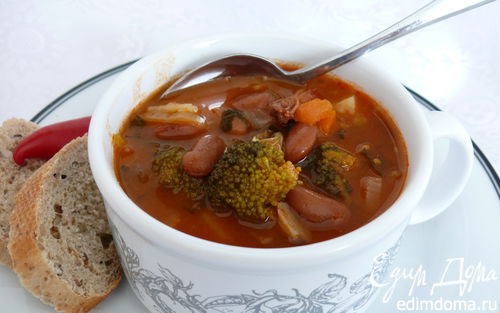 Рецепт Томатный суп с фасолью и брокколи