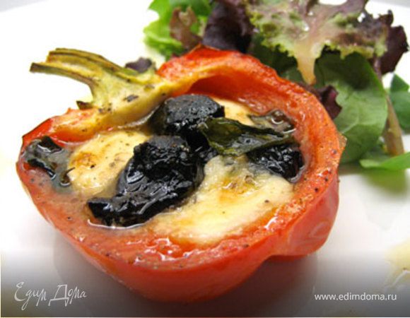 Перцы, фаршированные моцареллой и оливками