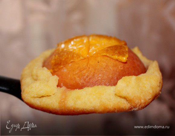 Нектарины в творожном тесте  