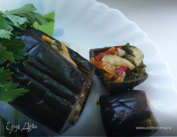 Солёные баклажаны с овощами
