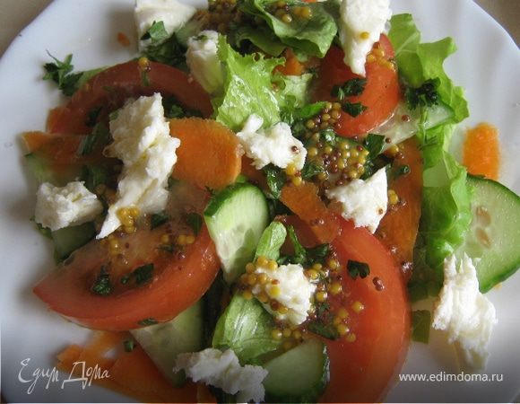 овощной салат с моццареллой овощной салат с моццареллой